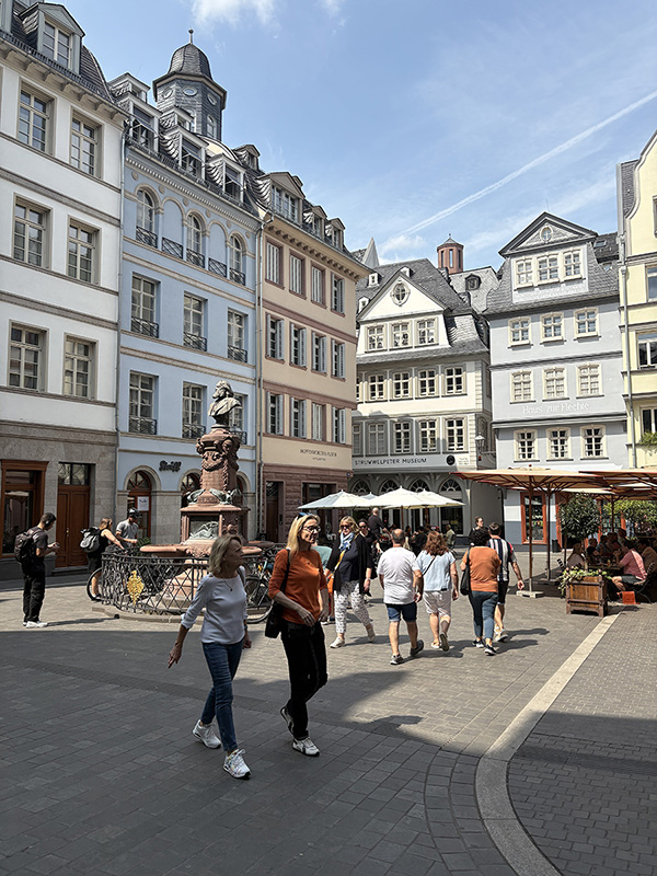 Hühnenmarkt