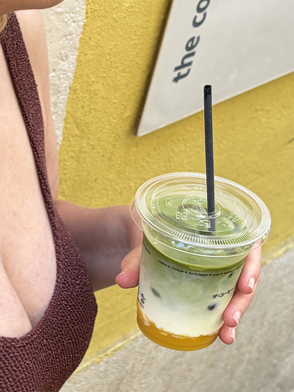 matcha latte met mango