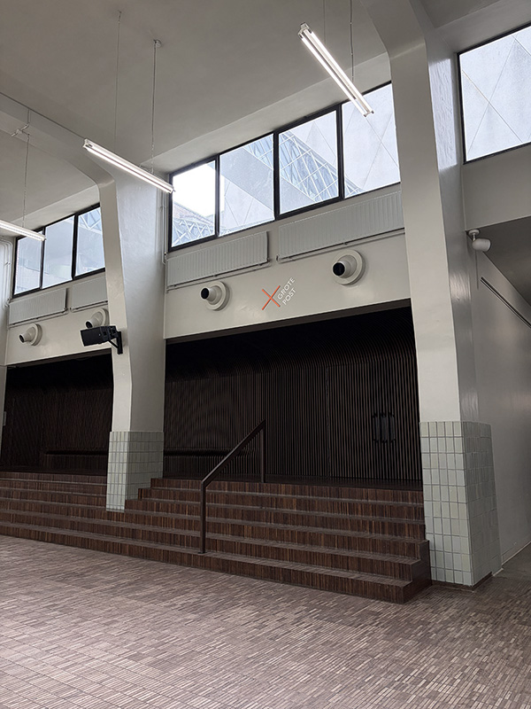 oude postgebouw